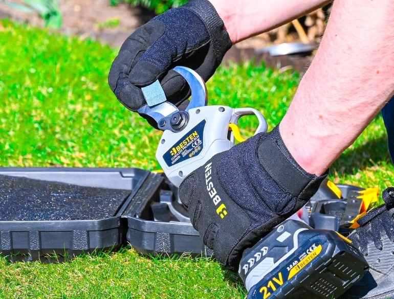 Sekator akumulatorowy BESTEN BE0002859 20V do gałęzi 50 mm